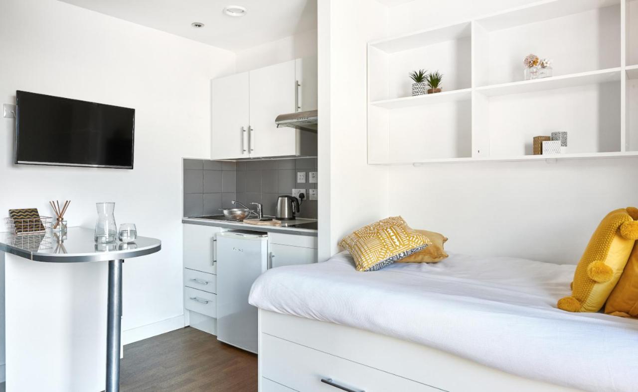 Zeni Studio, In Central Liverpool